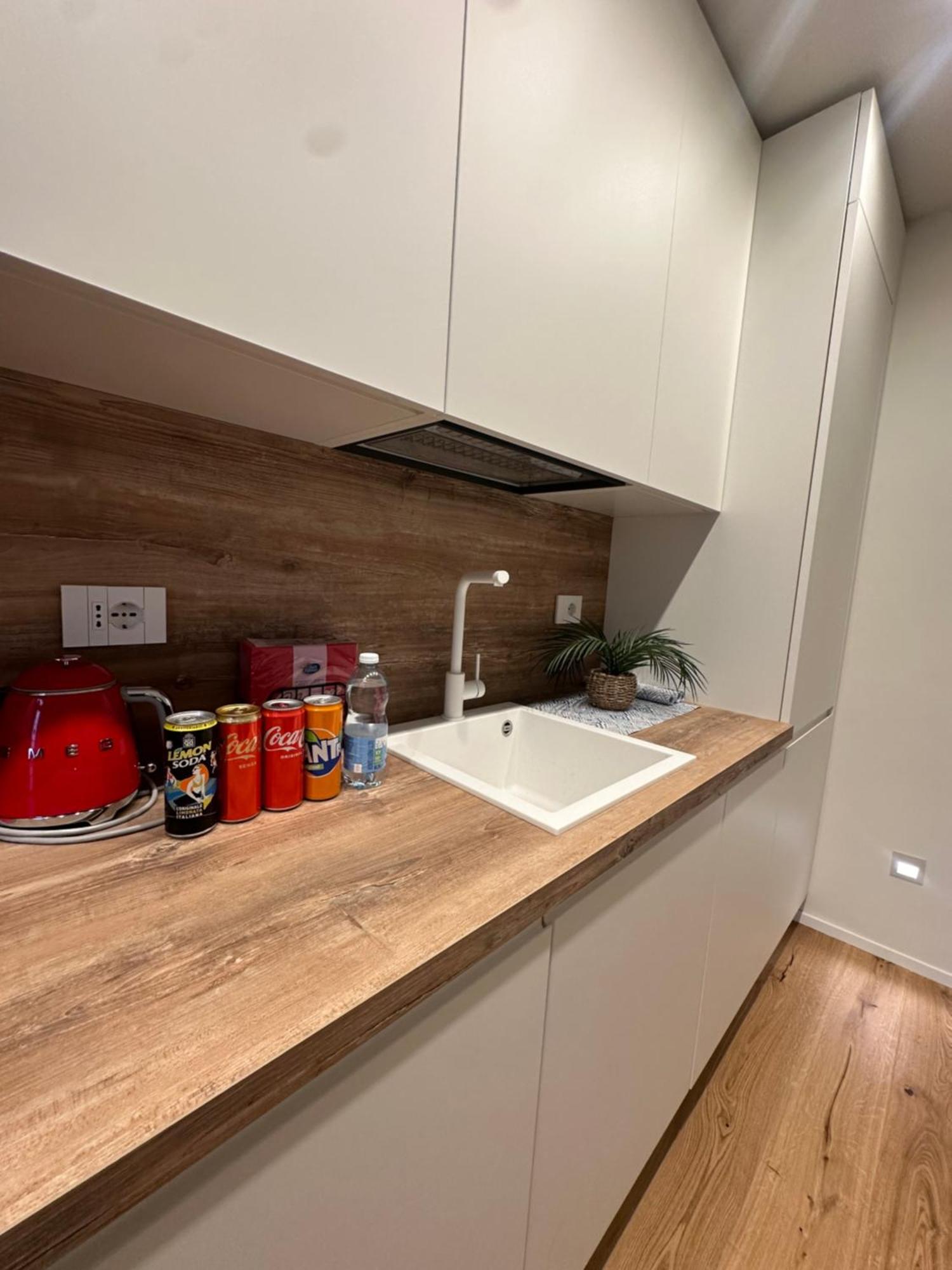 Private Apartment With Wi-Fi Milano City Near Duomo Atena Buitenkant foto
