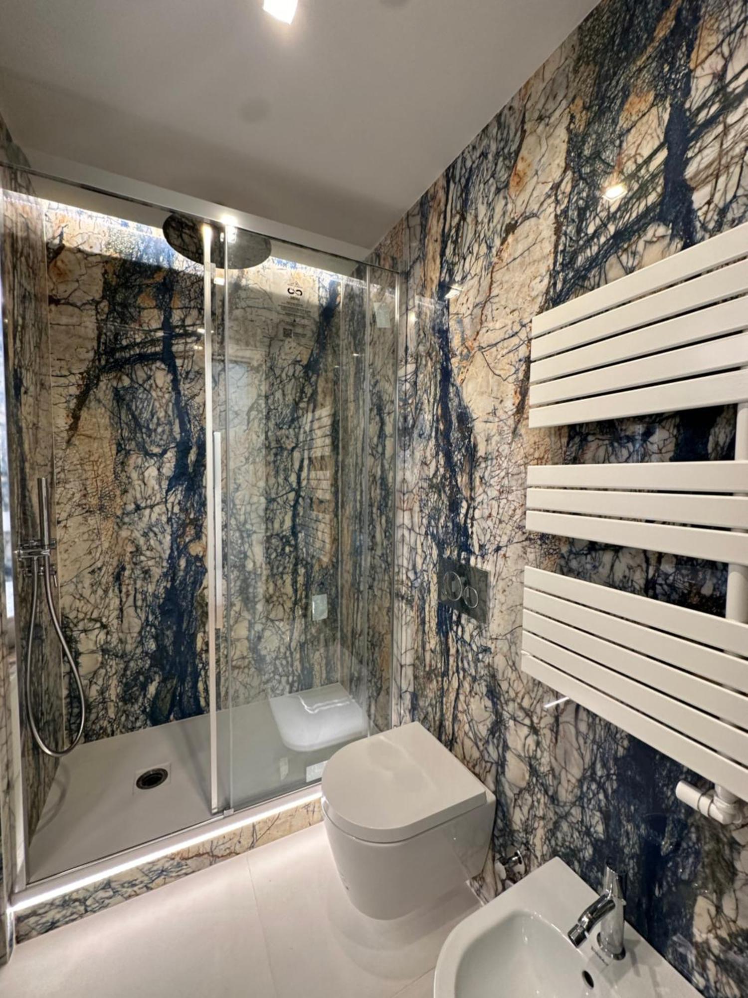 Private Apartment With Wi-Fi Milano City Near Duomo Atena Buitenkant foto