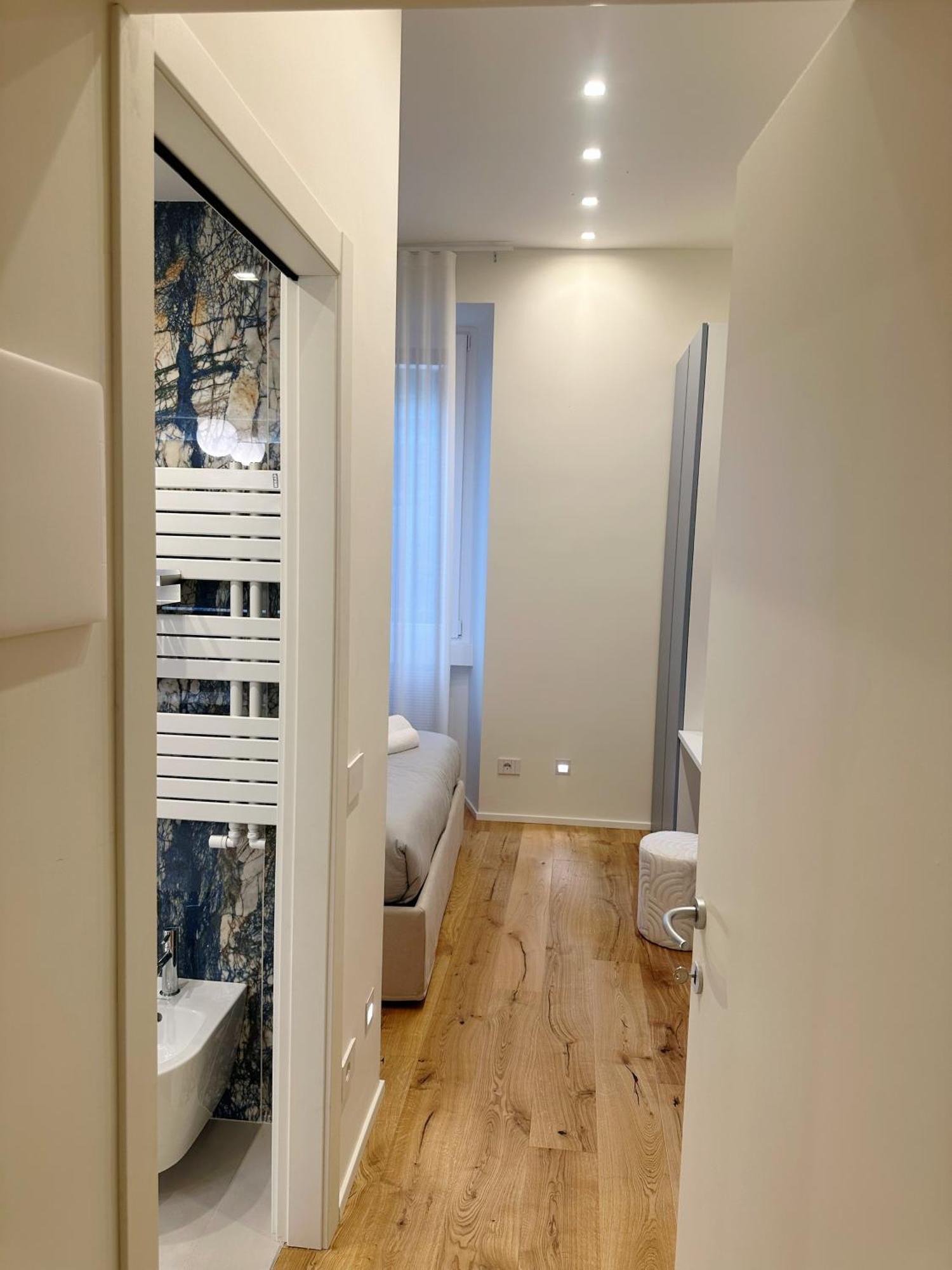 Private Apartment With Wi-Fi Milano City Near Duomo Atena Buitenkant foto